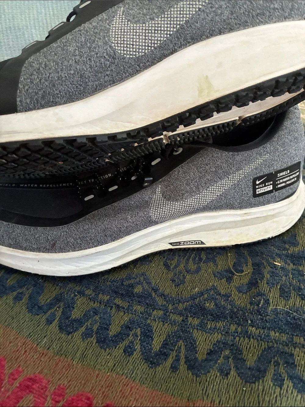 Nike Air Zoom Pegasus 35 Shield Utility Men’s Size 13 Running Shoes